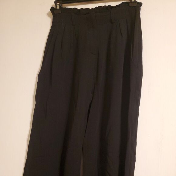 Flynn Skye Black High Waisted Paper Bag Pants Size Small - Picture 2 of 6